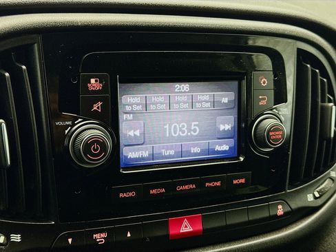 Used 2022 RAM ProMaster City Tradesman image 10