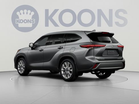 New 2026 Toyota Highlander Limited AWD/4WD image 8