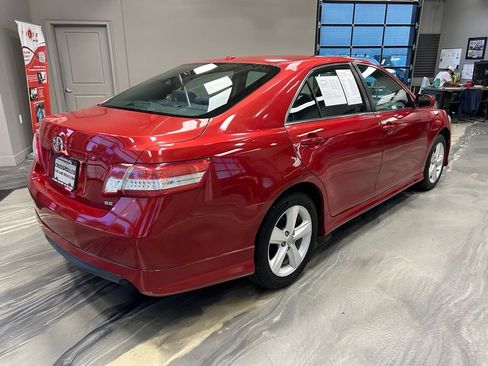 Used 2011 Toyota Camry SE w/ Fleet Convenience Pkg FWD image 25