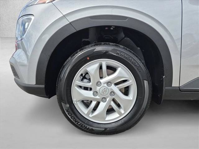 New 2026 Hyundai Venue SE FWD image 10