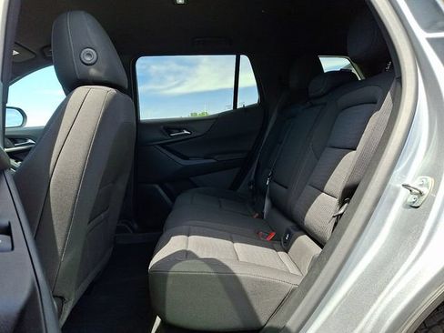 Used 2025 Chevrolet Equinox LT FWD image 10