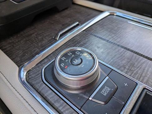 Used 2020 Ford Expedition Max Limited image 12