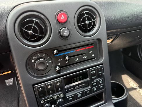 Used 1990 MAZDA MX-5 Miata RWD image 59