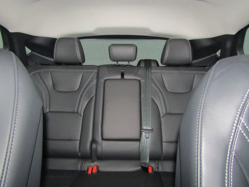 Used 2025 Ford Mustang Mach-E Premium image 32