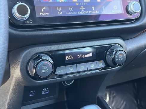 Used 2022 Nissan Kicks SR FWD image 42