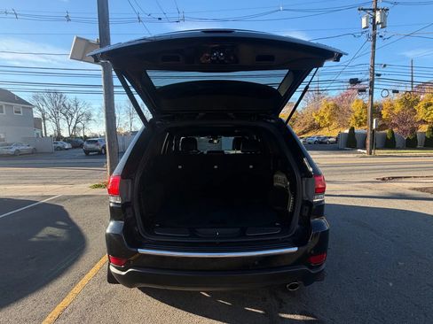 Used 2019 Jeep Grand Cherokee Limited AWD/4WD image 27