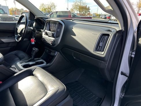 Used 2018 Chevrolet Colorado ZR2 image 56