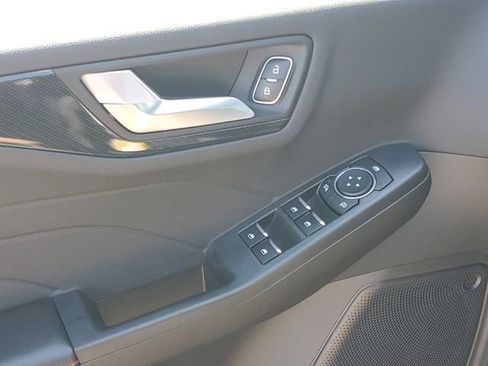Used 2024 Ford Escape ST-Line w/ Tech Pack #1 AWD/4WD image 7
