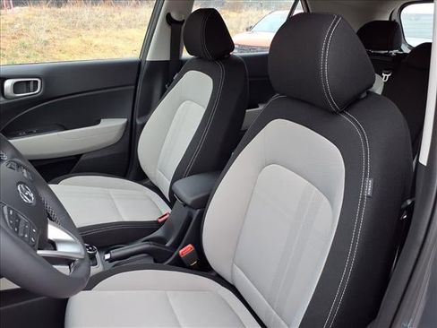 New 2026 Hyundai Venue SEL image 12