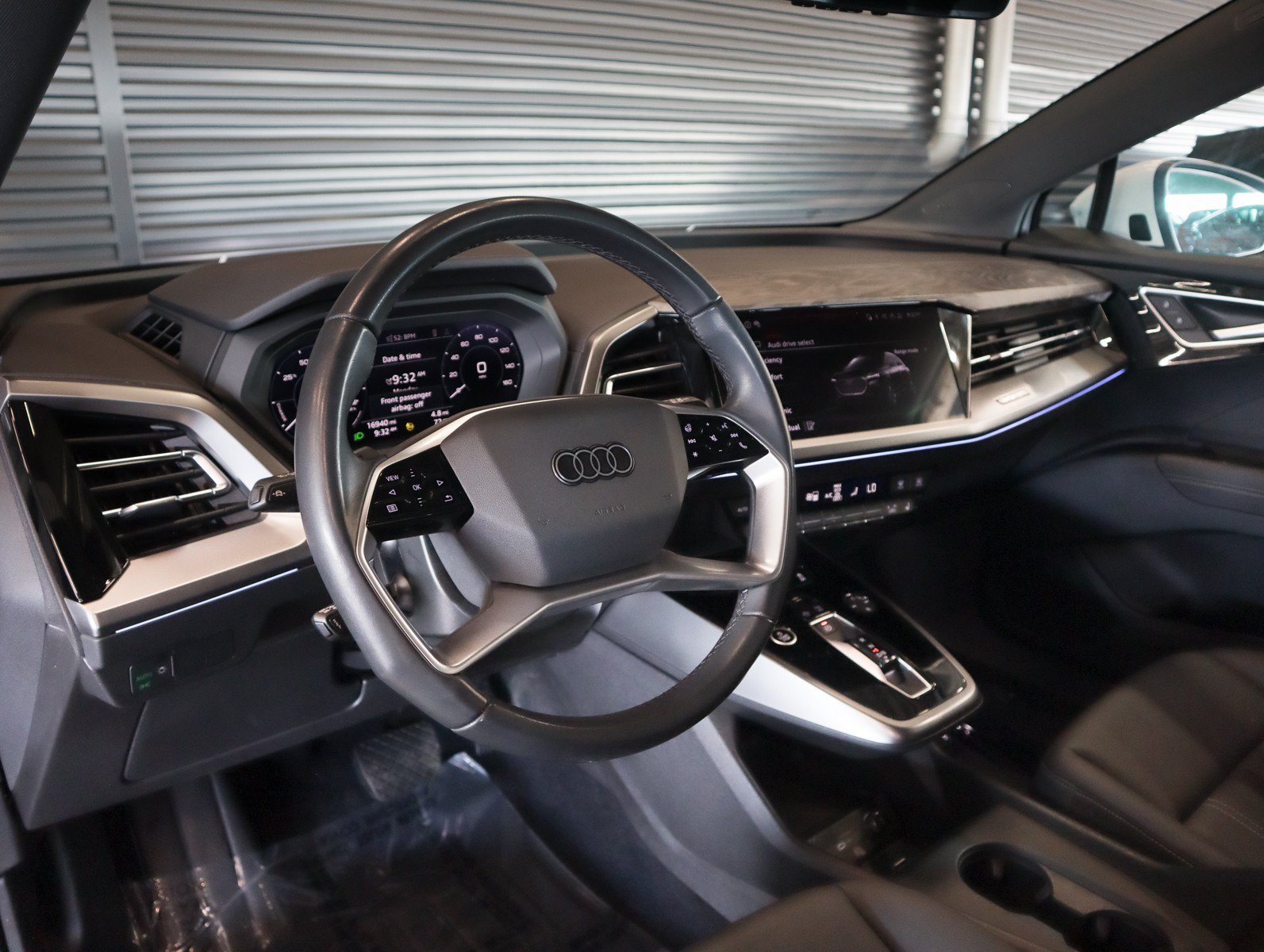 Used 2023 Audi Q4 e-tron Premium Plus w/ Premium Plus AWD/4WD image 16