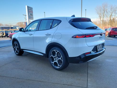 Used 2024 Alfa Romeo Tonale Ti image 3