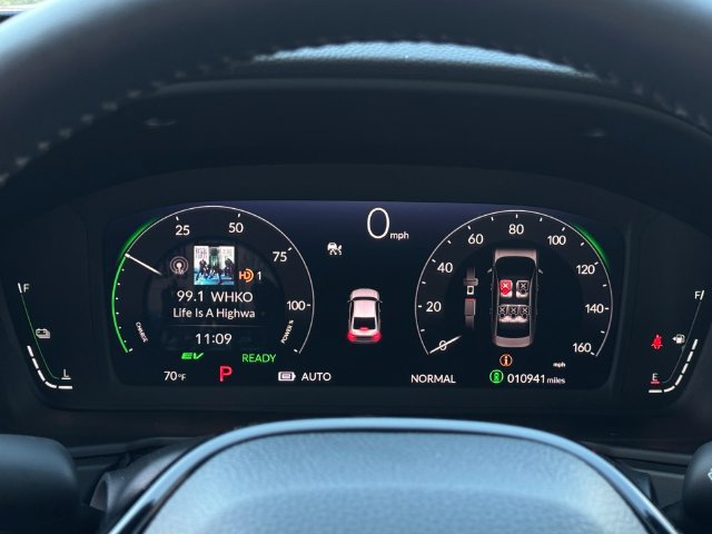 Used 2025 Honda Accord Touring image 19