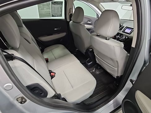 Used 2020 Honda HR-V LX image 30