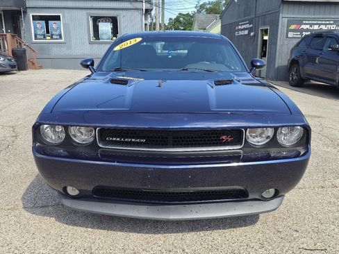 Used 2013 Dodge Challenger R/T RWD image 2