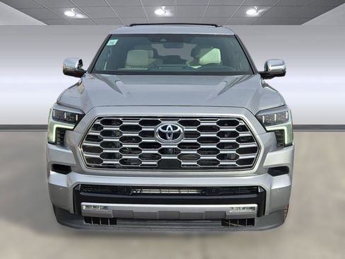 Used 2024 Toyota Sequoia Capstone image 5