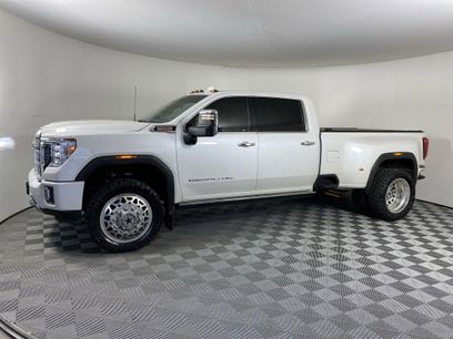 Used 2021 GMC Sierra 3500 Denali w/ Denali Ultimate Package