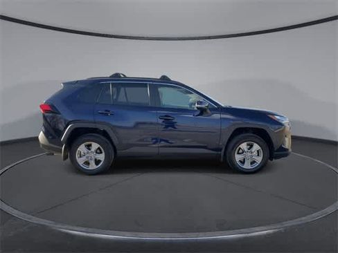 Used 2025 Toyota RAV4 XLE image 9