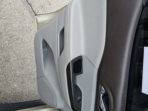 Used 2017 GMC Acadia SLT image 28