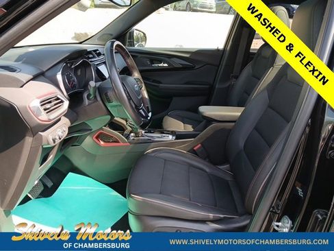 Used 2022 Chevrolet TrailBlazer RS w/ Sun and Liftgate Package image 12