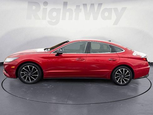 Used 2020 Hyundai Sonata SEL Plus w/ Tech Package image 2