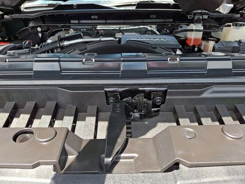 Used 2022 Chevrolet Silverado 2500 LTZ w/ LTZ Premium Package AWD/4WD image 27