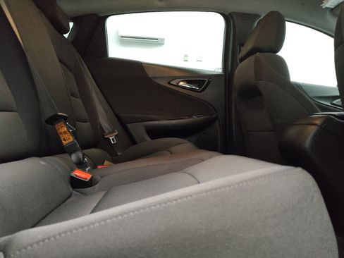 Used 2023 Chevrolet Malibu RS FWD image 19