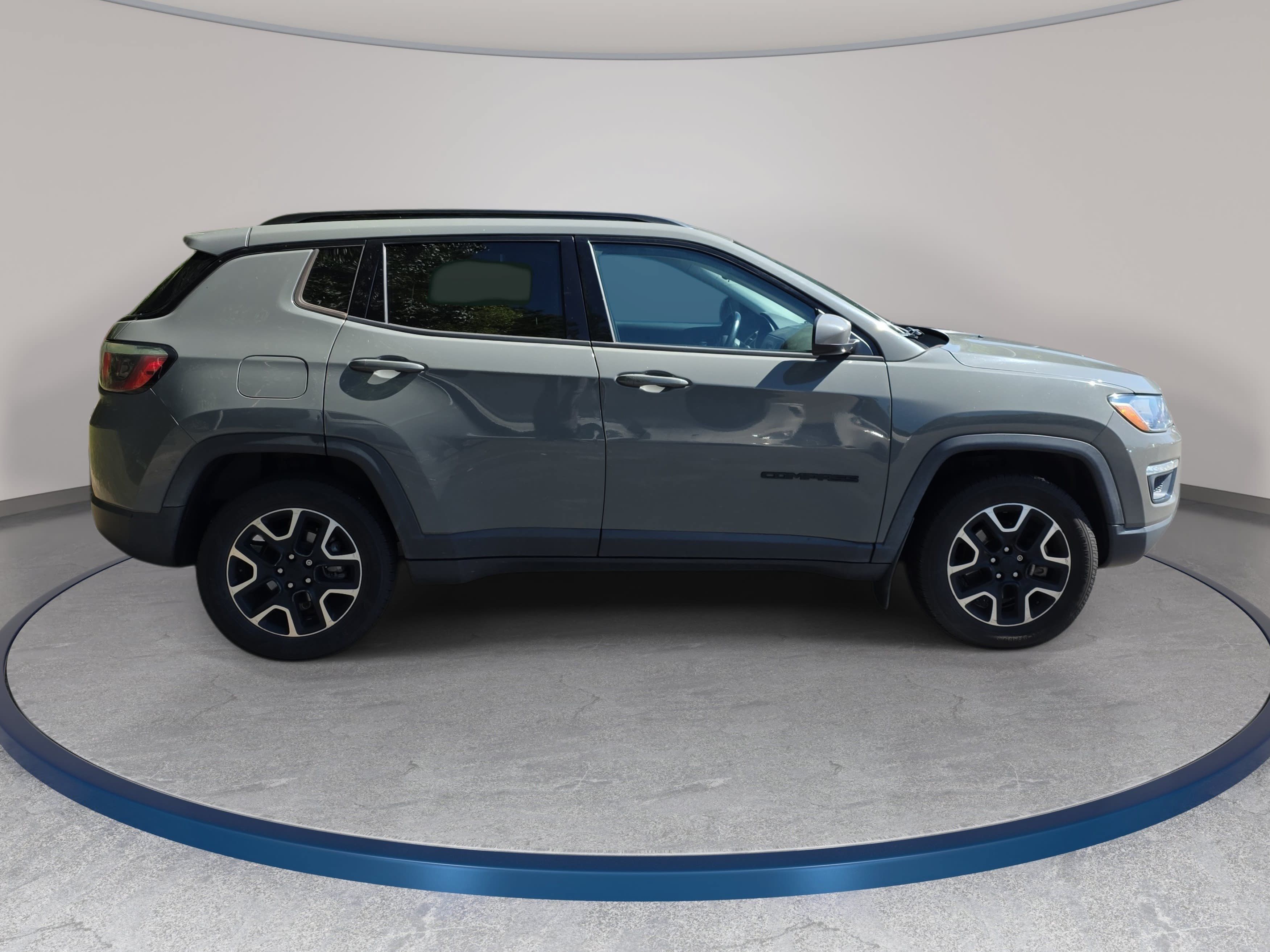 Used 2019 Jeep Compass Sport AWD/4WD image 2