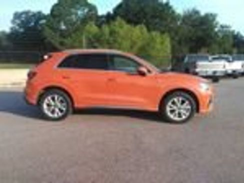 Used 2025 Audi Q3 2.0T Premium AWD/4WD image 3