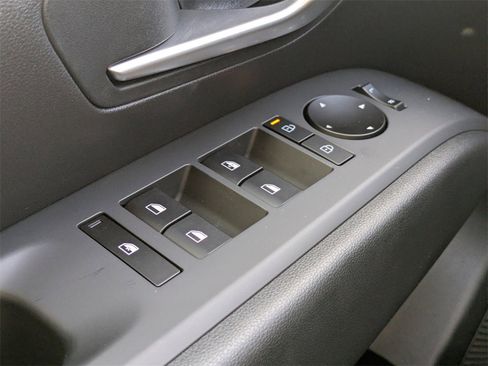 New 2026 Hyundai Tucson SE image 28