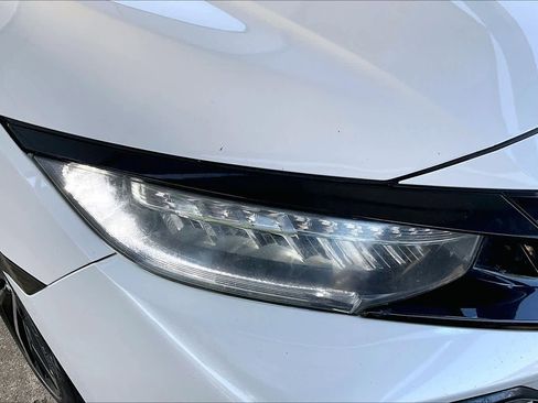 Used 2020 Honda Civic Sport Touring image 27