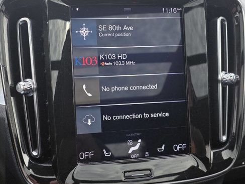 Used 2020 Volvo XC40 T5 Momentum w/ Protection Package Premier image 13