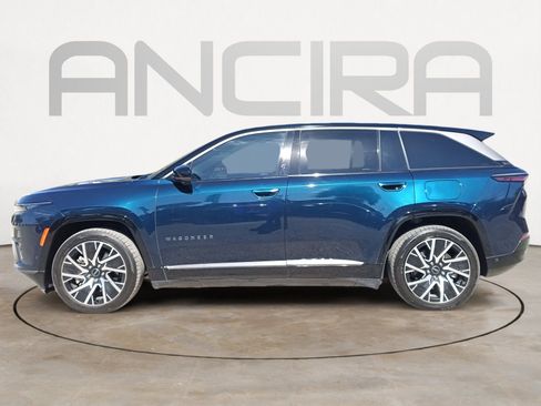 Used 2025 Jeep Wagoneer S Limited image 7