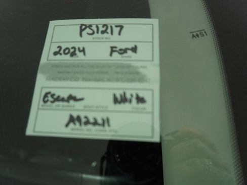 Used 2024 Ford Escape Active image 41