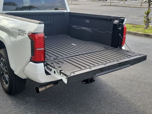 Certified 2025 Toyota Tacoma TRD Sport RWD image 12