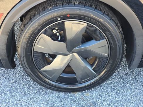 Used 2024 Toyota Prius Limited image 10