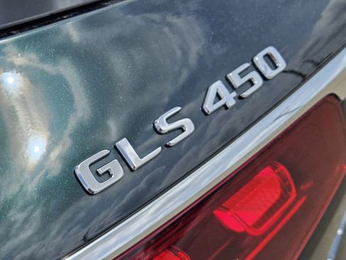 Used 2024 Mercedes-Benz GLS 450 4MATIC image 33