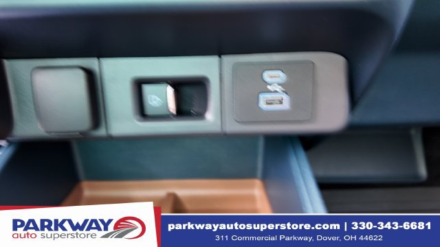 Used 2024 Ford Maverick Lariat AWD/4WD image 24