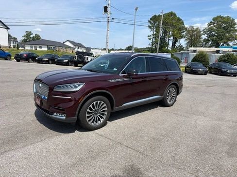 Used 2020 Lincoln Aviator Reserve w/ Elements Package Plus AWD/4WD image 3