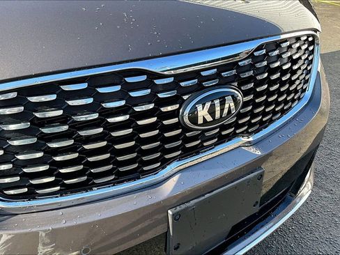 Used 2019 Kia Sorento SX image 31