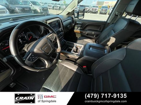 Used 2019 GMC Sierra 3500 Denali w/ Duramax Plus Package AWD/4WD image 10