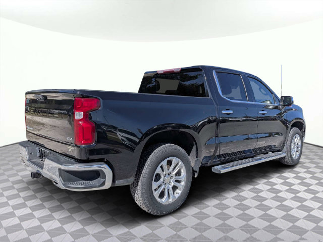 Used 2023 Chevrolet Silverado 1500 LTZ AWD/4WD image 4