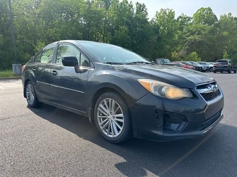 Used 2013 Subaru Impreza 2.0i Premium AWD/4WD image 3
