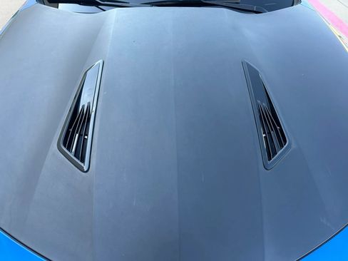 Used 2017 Chevrolet Camaro SS RWD image 7