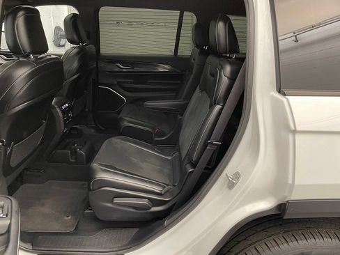 Certified 2021 Jeep Grand Cherokee L Laredo AWD/4WD image 19