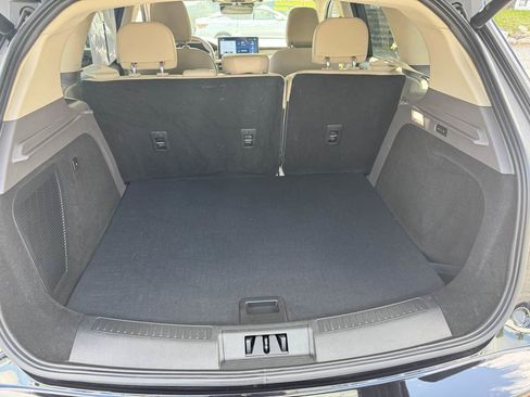 Used 2024 Lincoln Corsair AWD w/ Equipment Group 101A image 24