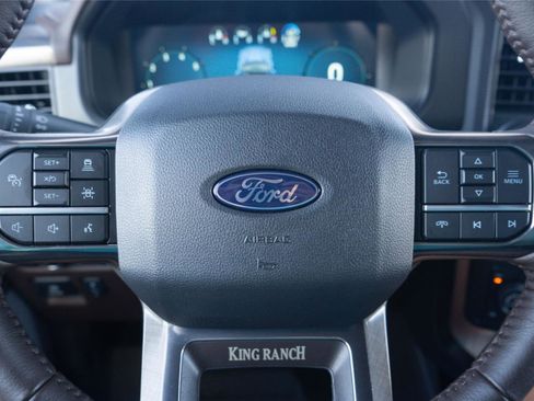 Used 2025 Ford F150 King Ranch w/ FX4 Off-Road Package image 11
