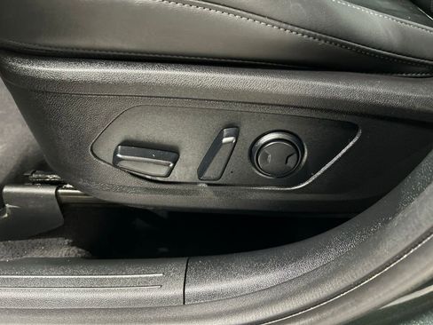 Used 2023 Kia Sorento S w/ Panoramic Sunroof Package AWD/4WD image 12