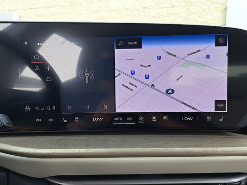 New 2025 Audi Q5 Prestige image 23