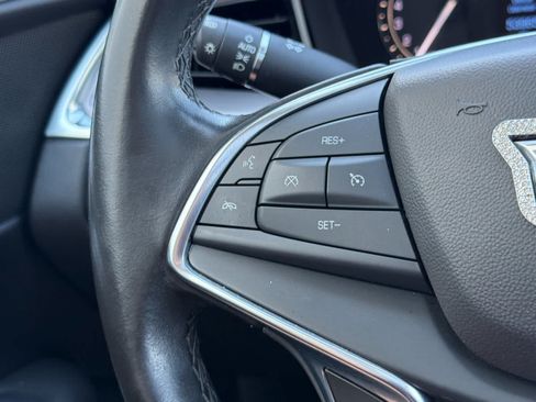 Used 2019 Cadillac XT5 Luxury FWD image 27