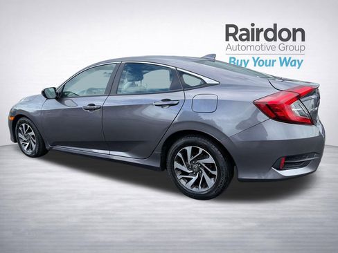 Used 2017 Honda Civic EX image 5